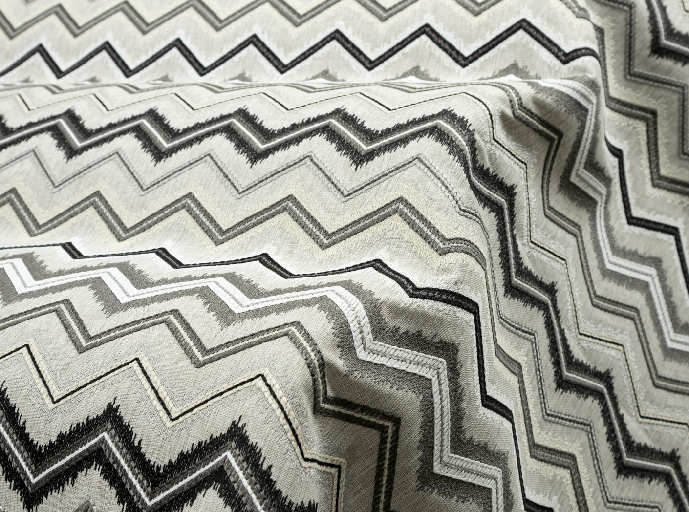 Fabric Veranda Zig Zag 07 Iron Fabric Veranda Zig Zag 07 Iron