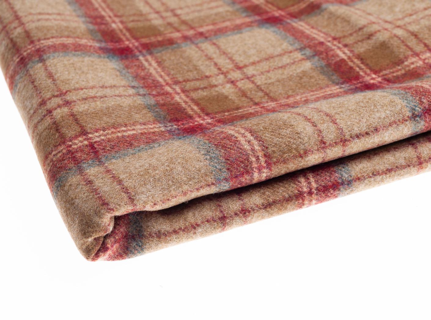 Fabric Howden Scarlet Fabric Howden Scarlet