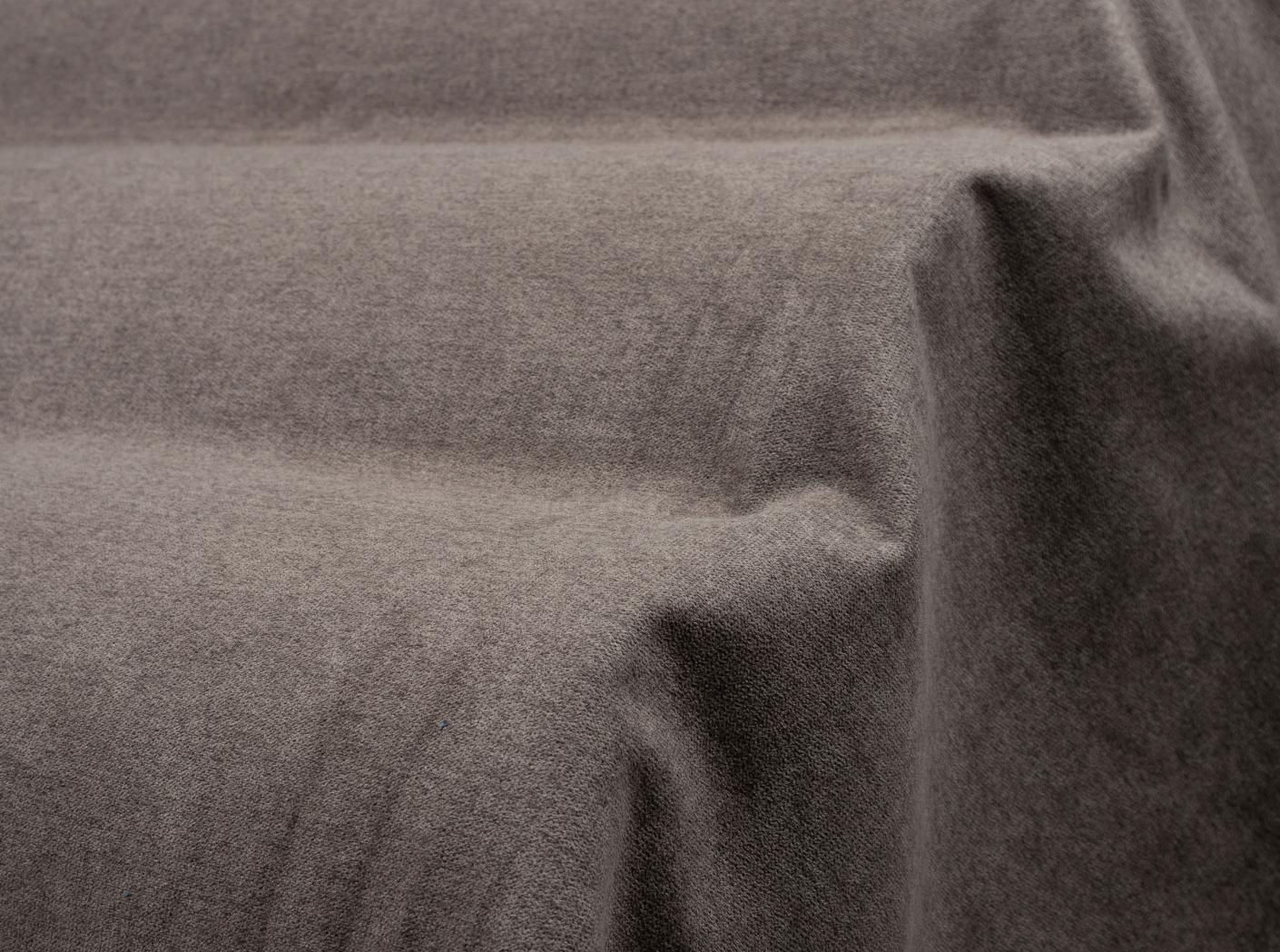 Fabric Cinema 17 Warm grey Fabric Cinema 17 Warm grey