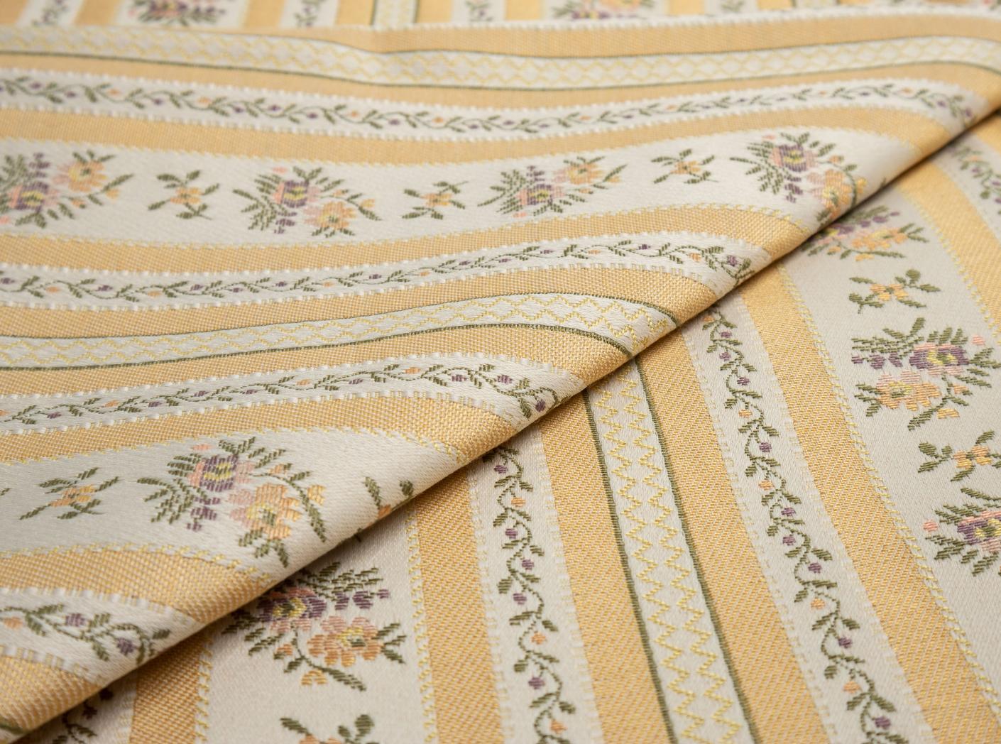 Fabric Lovisa 11/42 Gold Fabric Lovisa 11/42 Gold