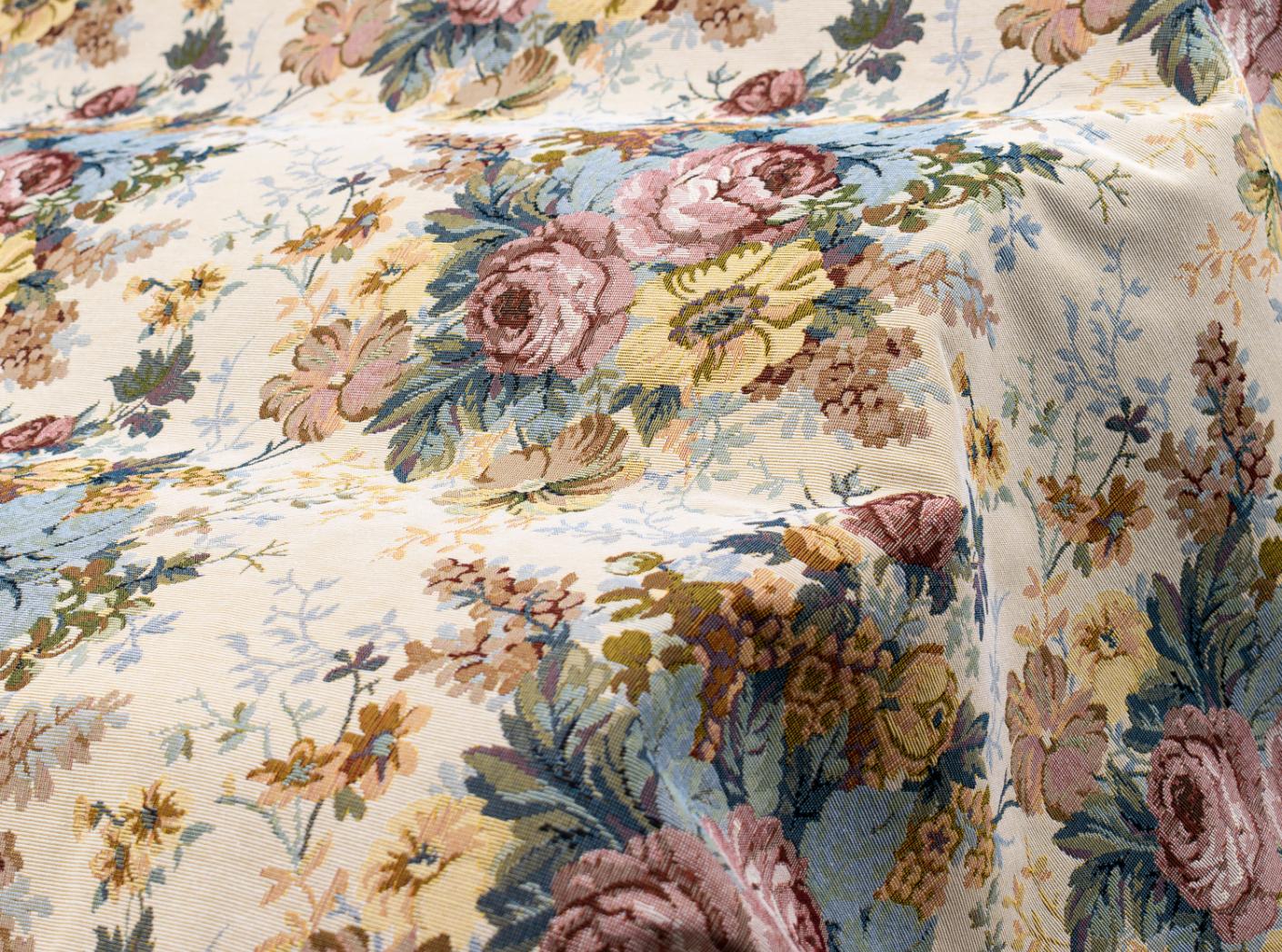 Fabric Nostalgi Rose Fabric Nostalgi Rose