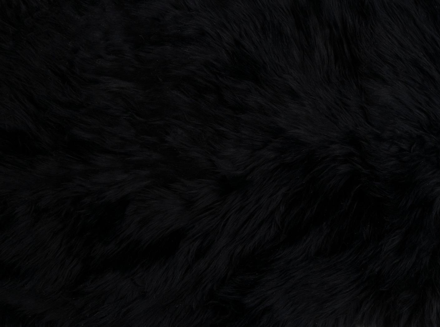 Lamb skin Black, apx 0,7 m2/hide Lamb skin Black, apx 0,7 m2/hide