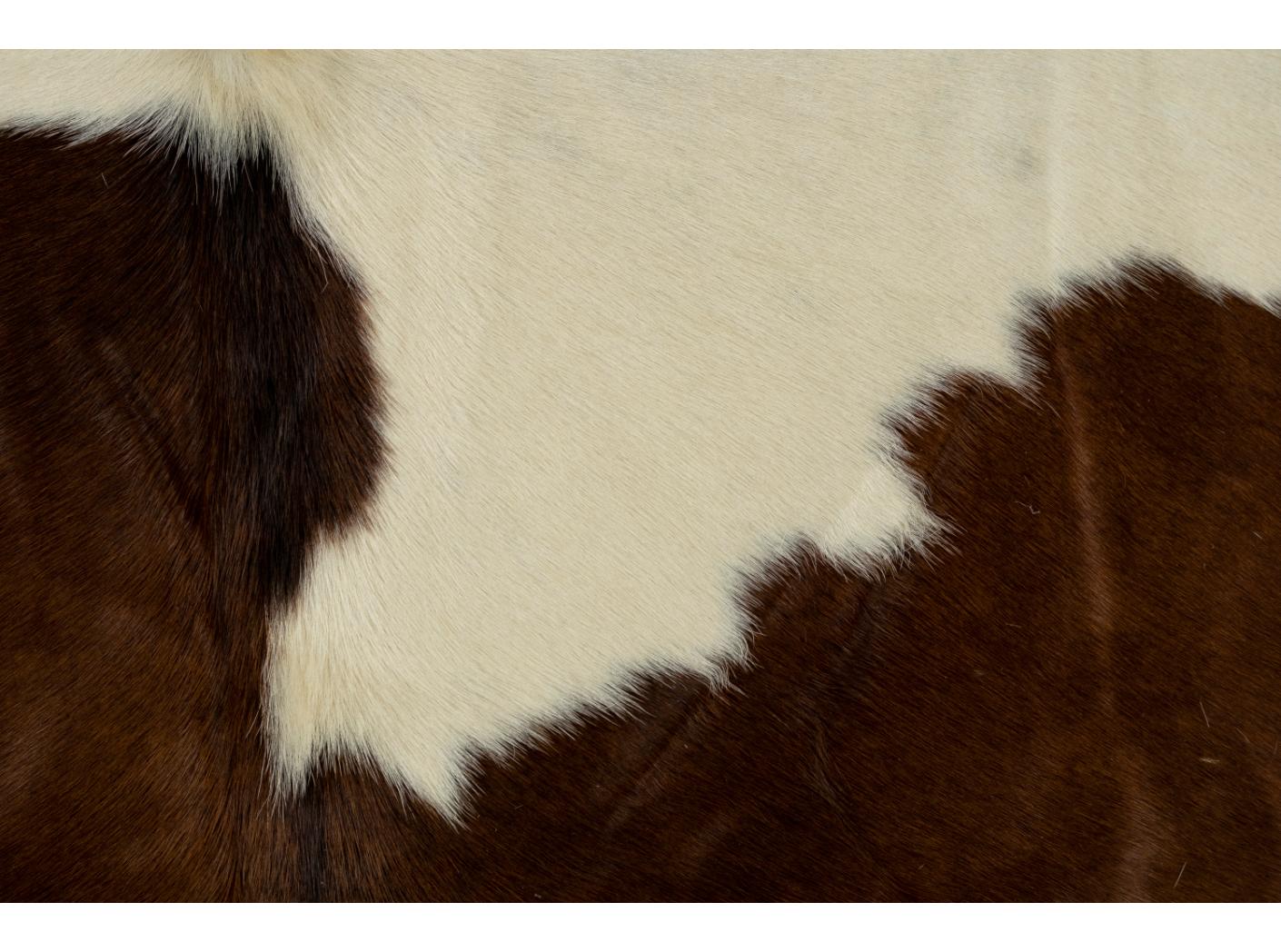 Cow hide Brown/White with hair Cow hide Brown/White with hair