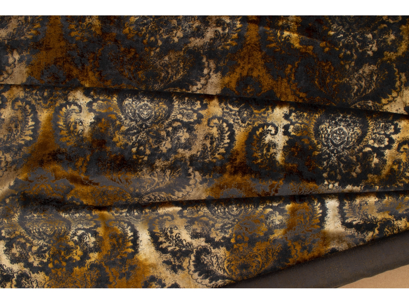 Fabric Barok Medallion 402 Giallo Fabric Barok Medallion 402 Giallo