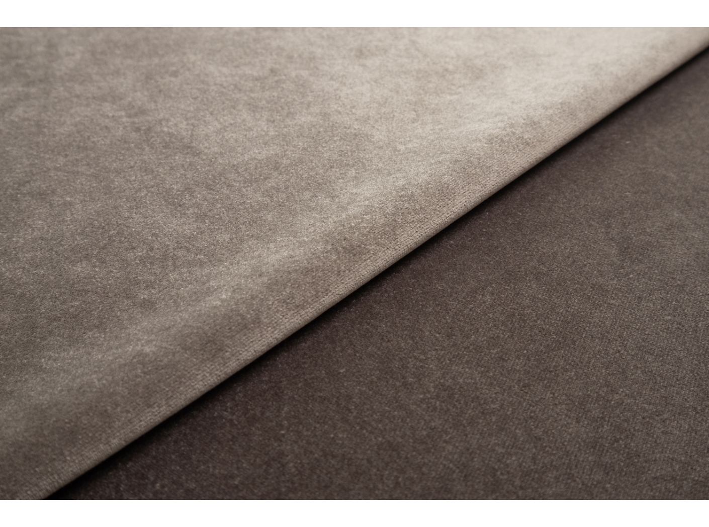 Fabric Grand Lazio Velvet 00V4 Warm grey Fabric Grand Lazio Velvet 00V4 Warm grey