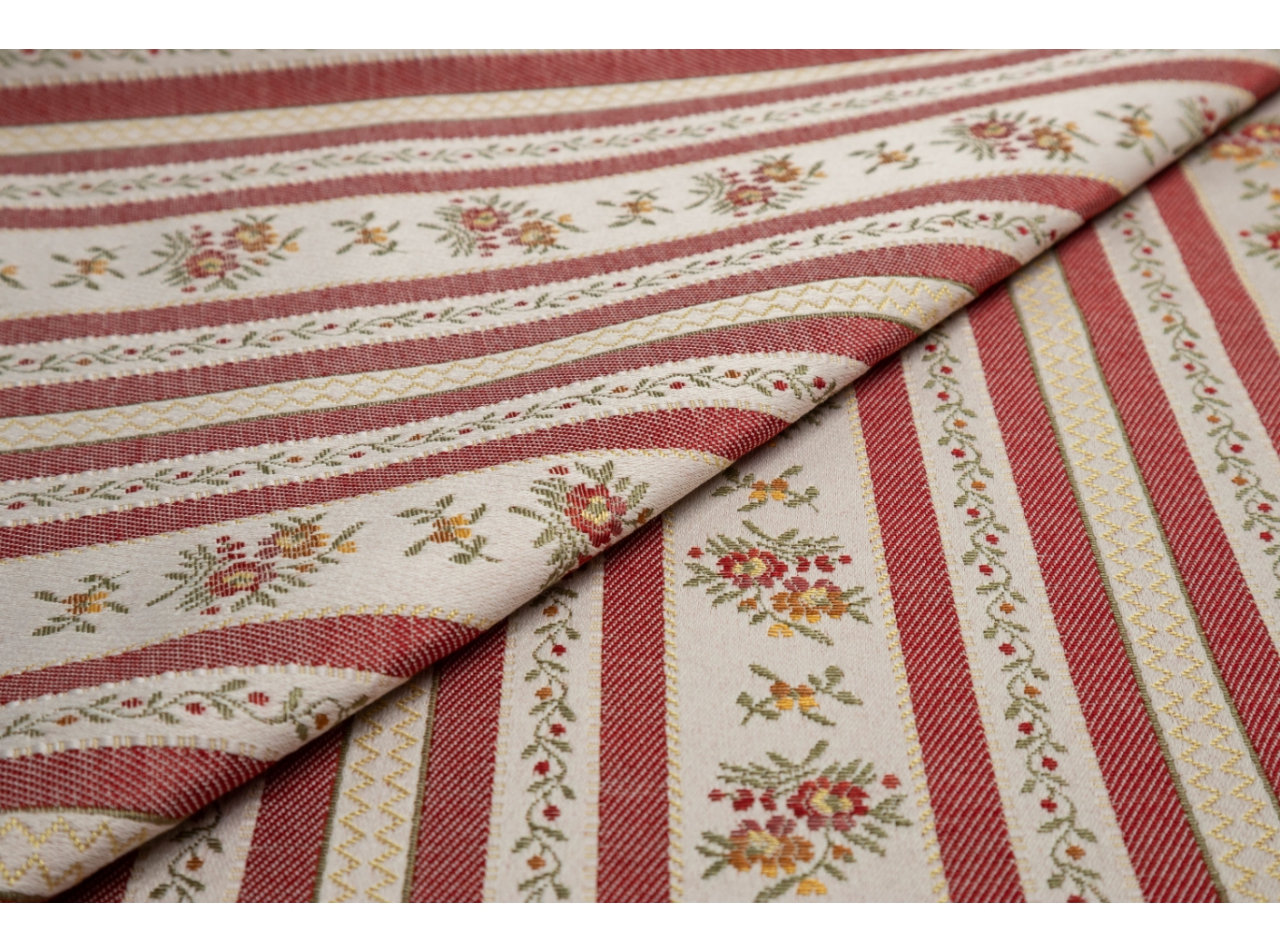 Fabric Lovisa 11/50 Raspberry Fabric Lovisa 11/50 Raspberry