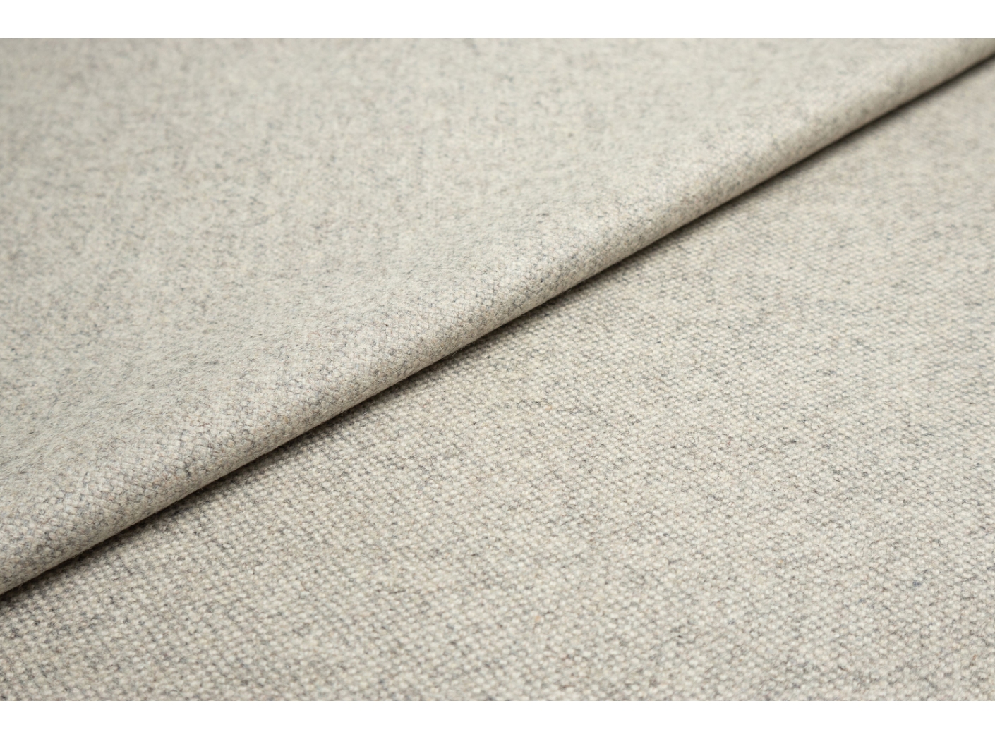 Fabric Margrethe 636 Griffin Fabric Margrethe 636 Griffin