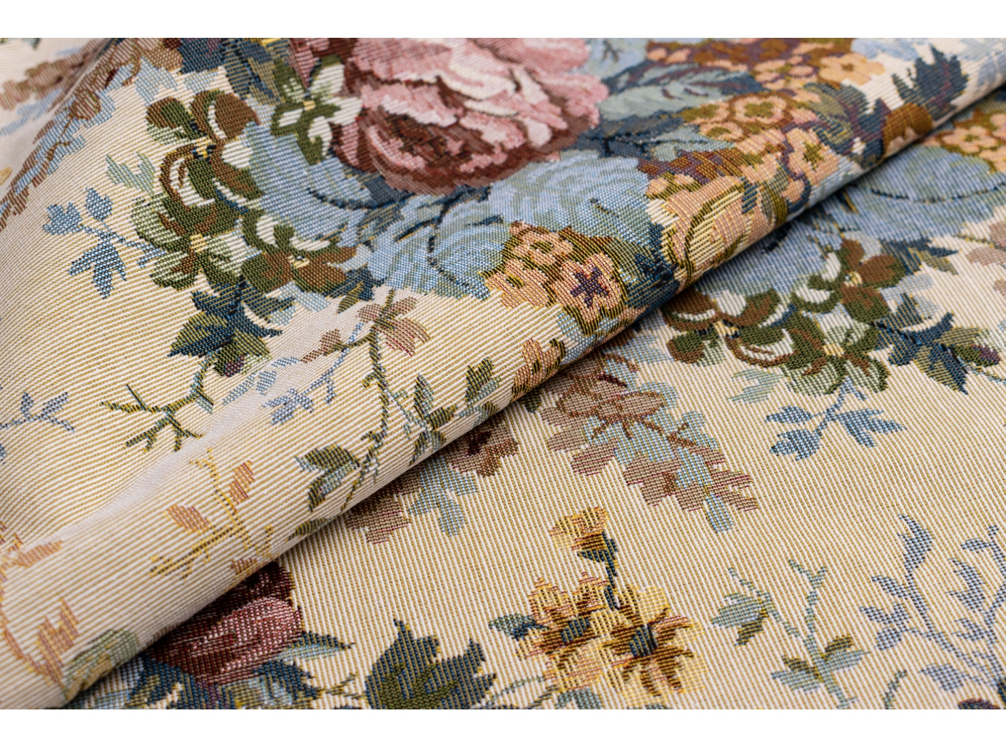 Fabric Nostalgi Rose Fabric Nostalgi Rose