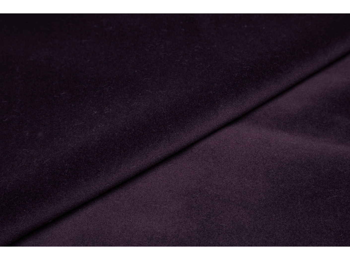 Fabric Megan+ 246 Ultra Fabric Megan+ 246 Ultra