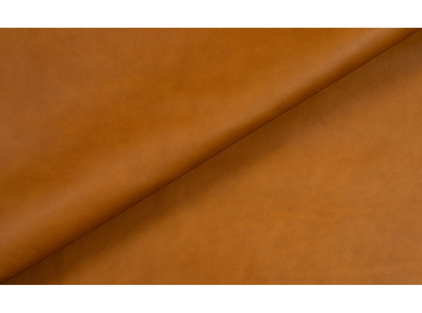 Leather Vitoria M olive-tanned Cognac Leather Vitoria M olive-tanned Cognac