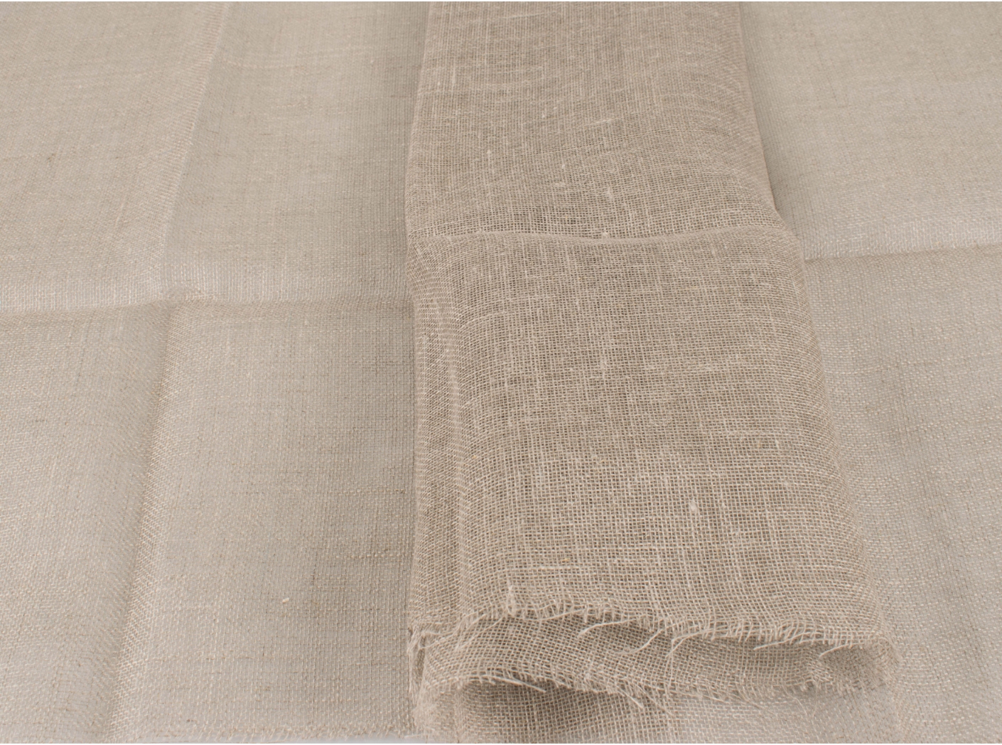 Linen fabric entraining Nature, 145cm, 120g Linen fabric entraining Nature, 145cm, 120g
